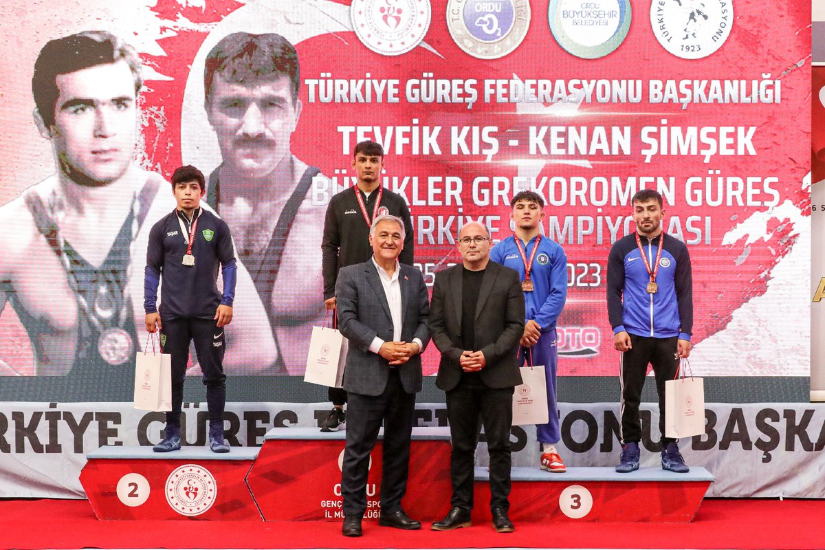 MERT İLBARS TÜRKİYE ŞAMPİYONU
25-27 Mayis tarihlerinde Ordu'da gerçekleşen
Tevfik Kış & Kenan Şimşek Büyükler Grekoromen Güreş Türkiye Şampiyonasında ilimizi temsil eden ÇorumBel.GSK sporcusu 60 kg'da Mert İlbars Türkiye Şamp. olarak altın madalya kazandı
Sporcumuzu tebrik ederiz