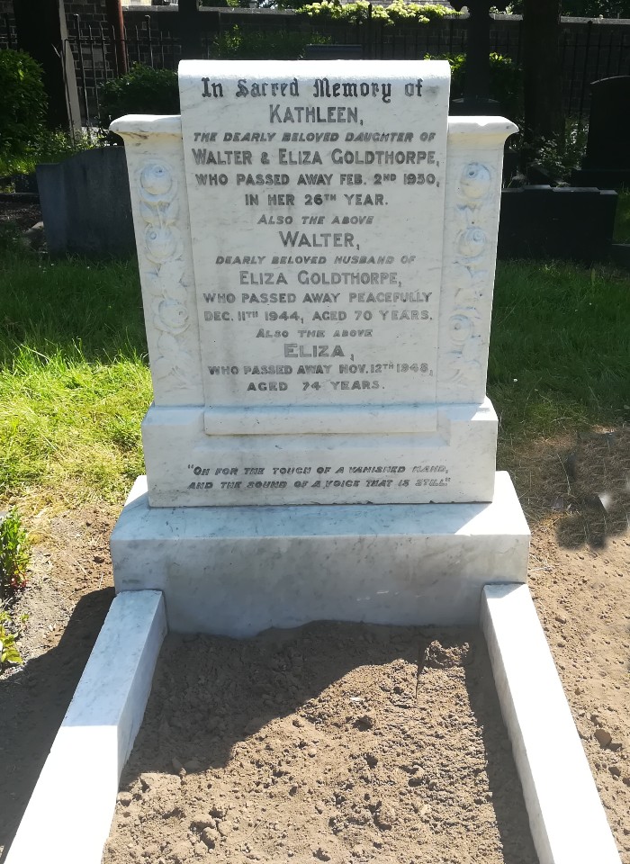 Hunslet1908's tweet photo. Three years after this project was first instigated I am very pleased to say that the grave of Walter Goldthorpe, one of the 1908 heroes, has been restored. https://t.co/2XPJVkZjXe