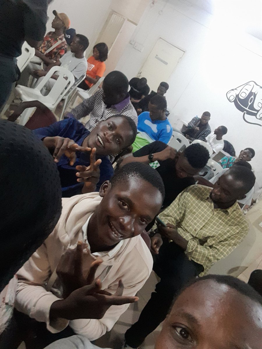 _GovP_'s tweet image. Ilorin Flow Community lunch party

#Ilorinflowcommunity
#Malhub
#Devsuite
#buildwithflow