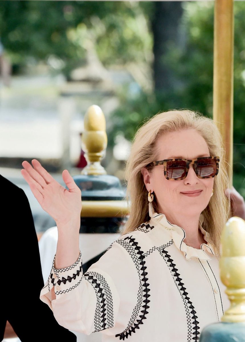 Happy May 27th! MERYL STREEP DAY! 🤍