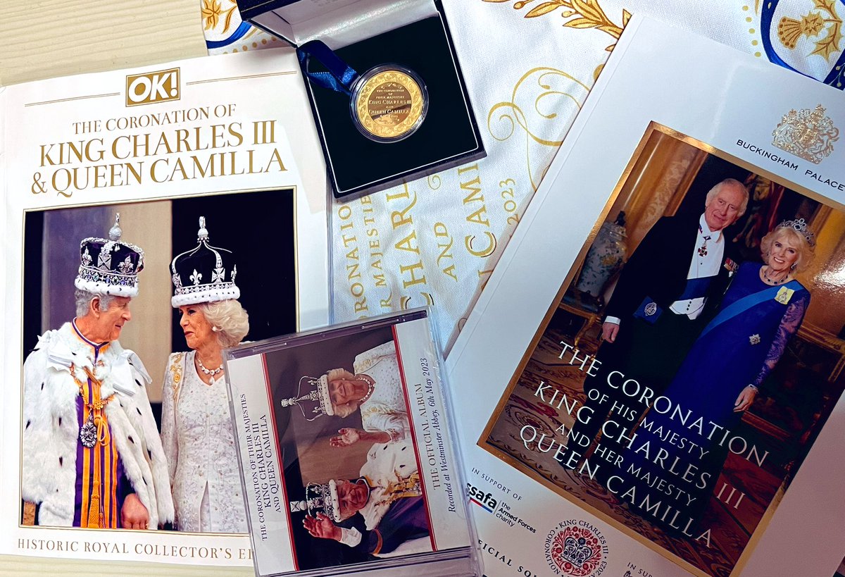 Happy Saturday!🥰🥰🥰🥰#coronation #KingCharlesIII #QueenCamilla
