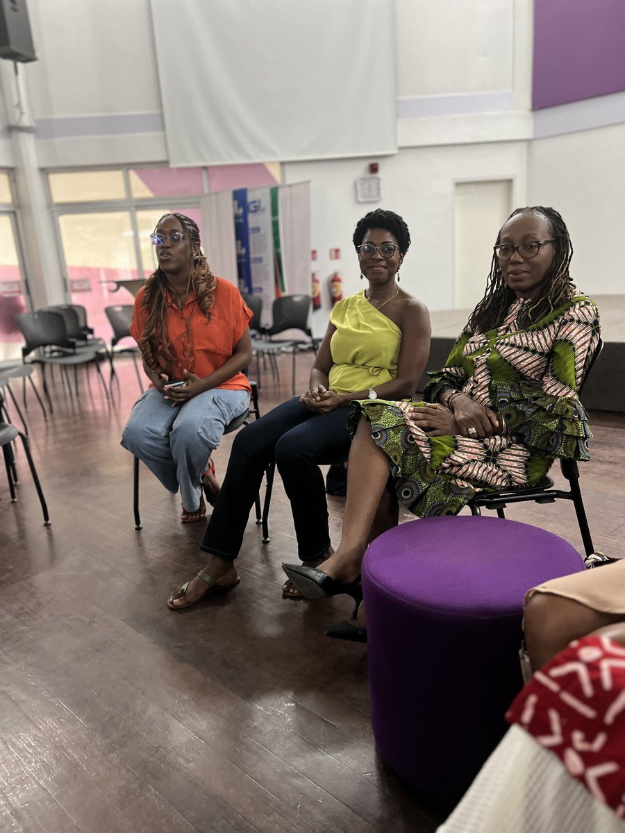 accordliterary's tweet photo. Our first panel discussion of the day: 

Creating a sector for African children’s literature - with @Eltayo_Ofosuah @elizabethireneb @DadsonAma @rygoka &amp; Gracie Grace of the #AllAfricanBookfair 📖 https://t.co/MYpnqXS3cB