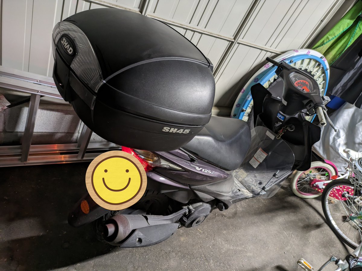 ShoeBase's tweet photo. バイクを買い替えたい衝動を抑え、カスタムすることにしました🧑🔧
#アドレスV125s
#CF4MA
#平成22年製
#32161km https://t.co/jEtjdbMgWj