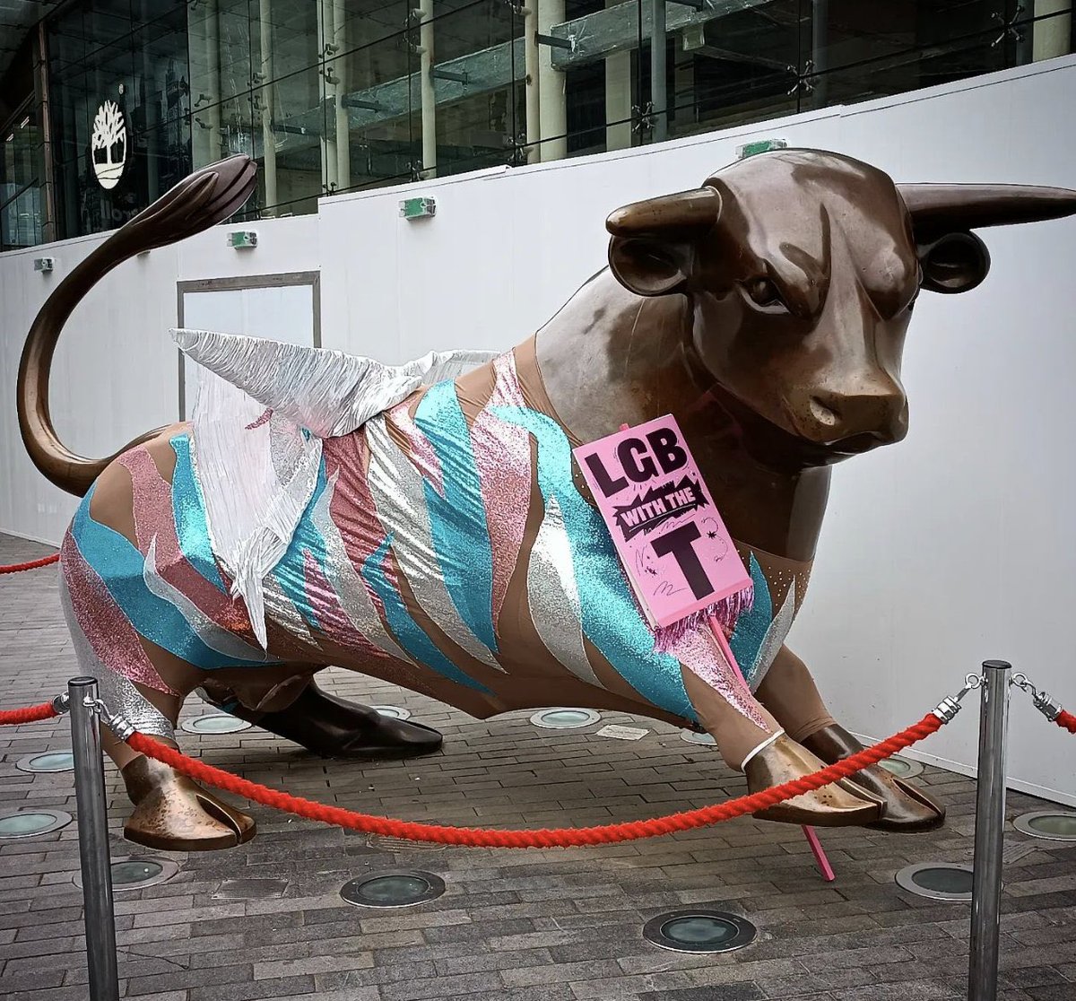 edibletom's tweet photo. Here we go! 🤢 It doesn’t matter that there are lesbians, gays and bisexuals who are not interested in the T. It’s only the agenda that matters. #TransParade #Pride #BirminghamPride #Bullring #LGBWithoutTheT https://t.co/PTsxIP75Td