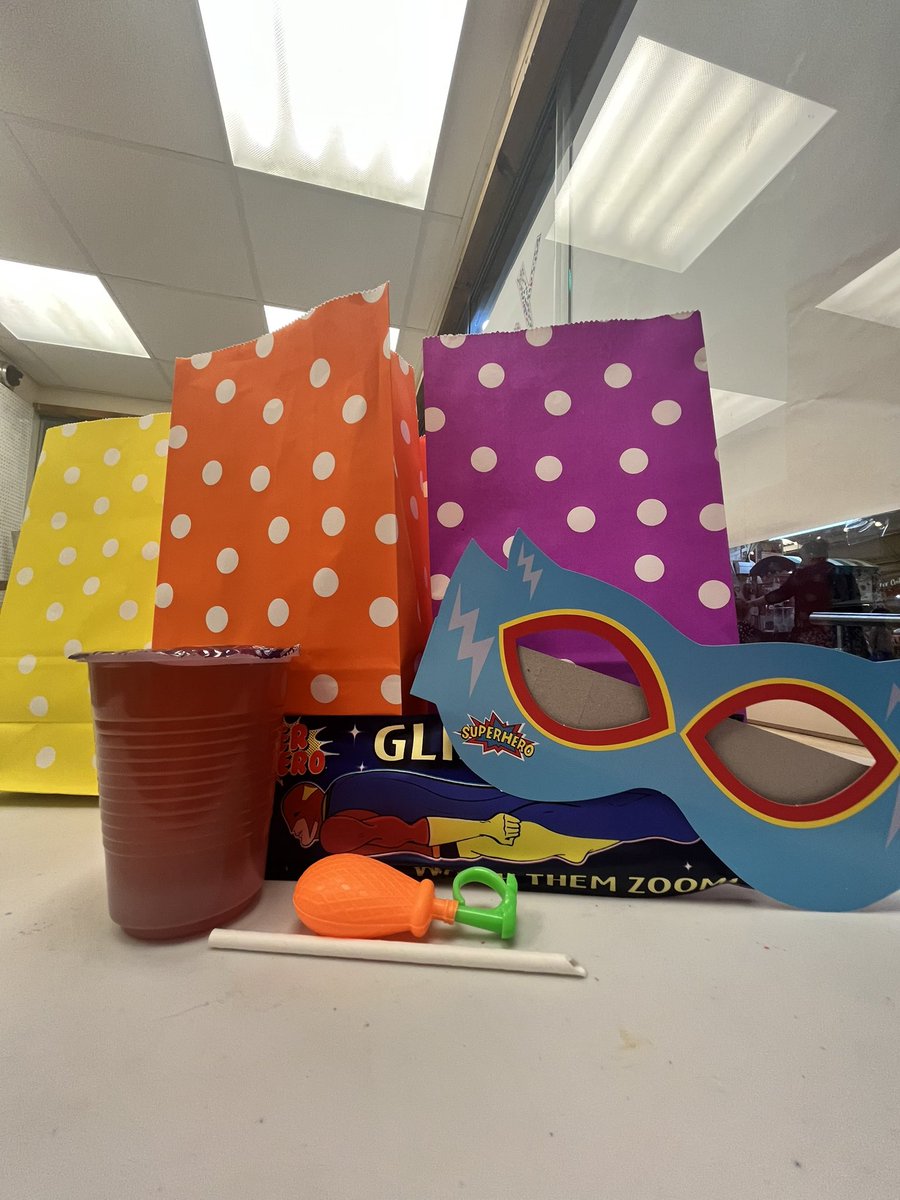 Our Love Your Local Market Quiz sponsored by The Little Sweetie Shop! 💗 Check out the amazing prizes being given away! 💗 #LYLM2023 @LoveUrLocalMkt @Nabma_Markets <a href="/marketsmatter/">NMTF</a>