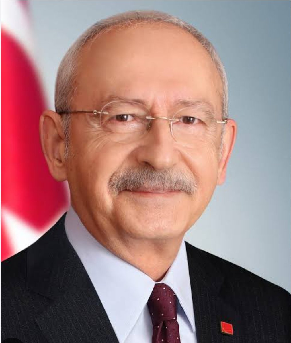 emrah_tosunoglu's tweet photo. Kemal Kılıçdaroğlu; 

Gerek olgunluğu gerek devlet tecrübesi ile bu topraklarda ortak aklın, liyakatin, demokrasinin ve adaletin yeniden inşası için büyük fırsat...

Bizler elimizden geleni yaptık, Allah imkan ve kuvvet versin.

#HaydiTürkiyeSandığa

#Secim2023   #28Mayıs https://t.co/ZFltvN7JRf
