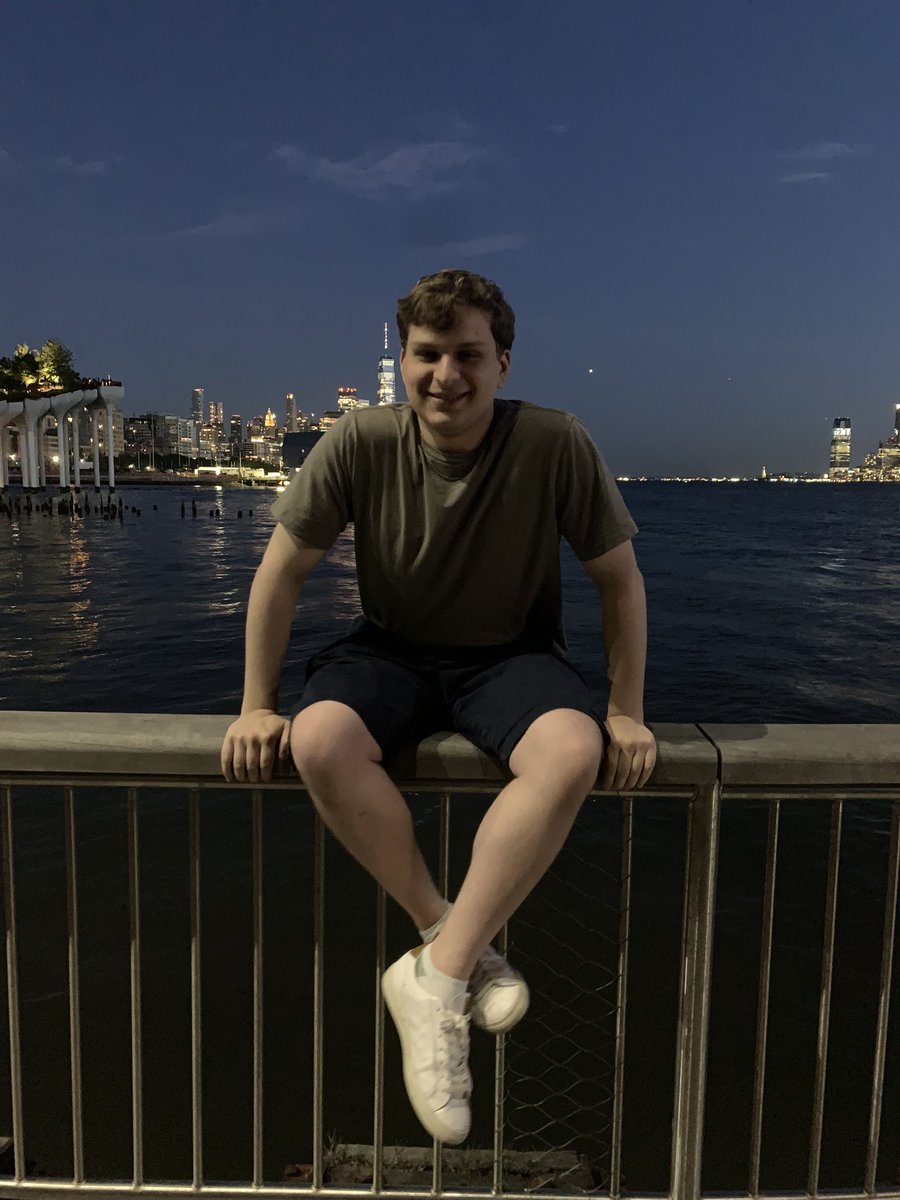 Dan tweet media