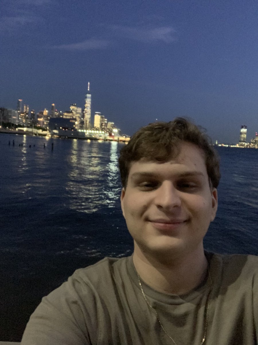 Dan tweet media