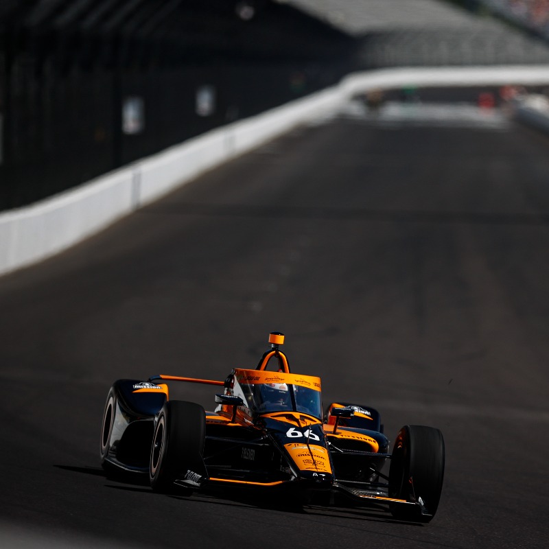 ArrowMcLaren's tweet photo. All that is left is race day on Sunday. 👊