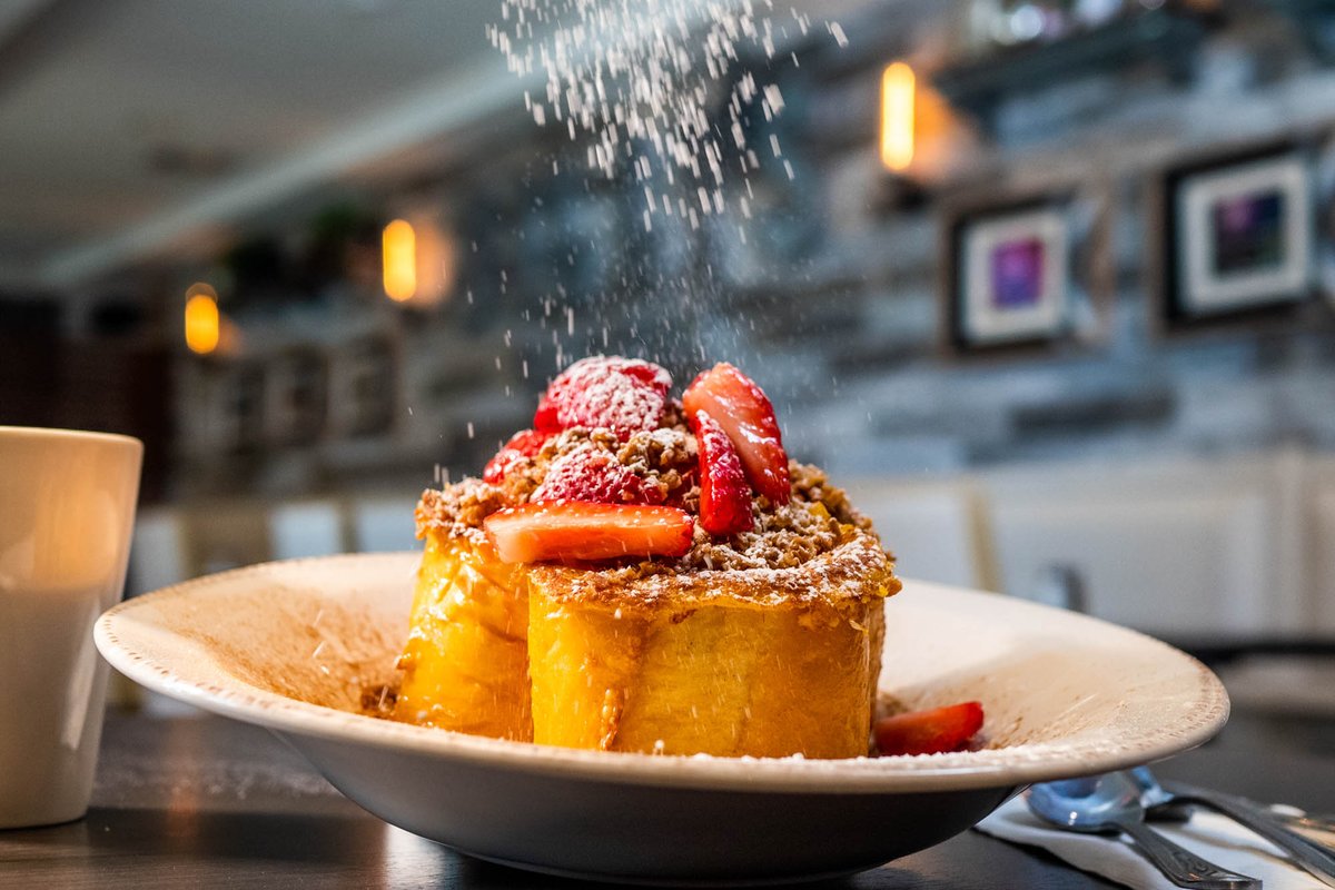 You eat with your eyes first. Dig in. Berry Krunch