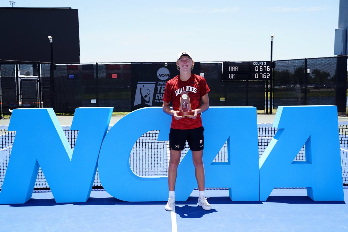 National Championship hardware for Ethan Quinn! Congratulations, @UGAtennis! 🏆