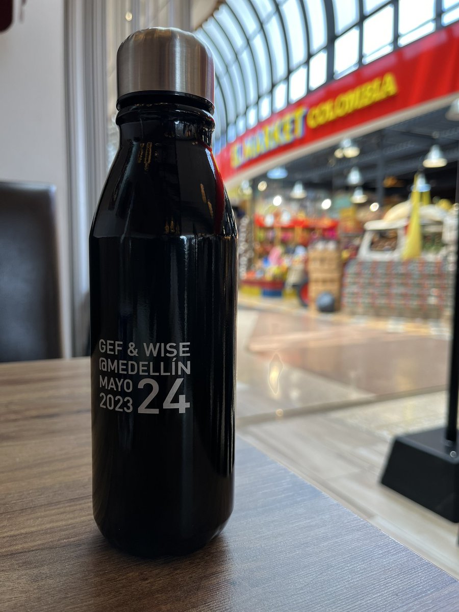 Saying good bye to Medellin! Meeting old friends and discovering new ones. Amazing energy!! Thank you! <a href="/WISE_Tweets/">WISE</a> <a href="/QF/">Qatar Foundation</a> <a href="/ImaginarFuturos/">Imaginar Futuros</a> <a href="/CosmoSchools/">Cosmo Schools</a> <a href="/Comfama/">Comfama</a> <a href="/felipegilb/">Felipe Gil</a> <a href="/ClaudiaZea/">Claudia  Zea</a>