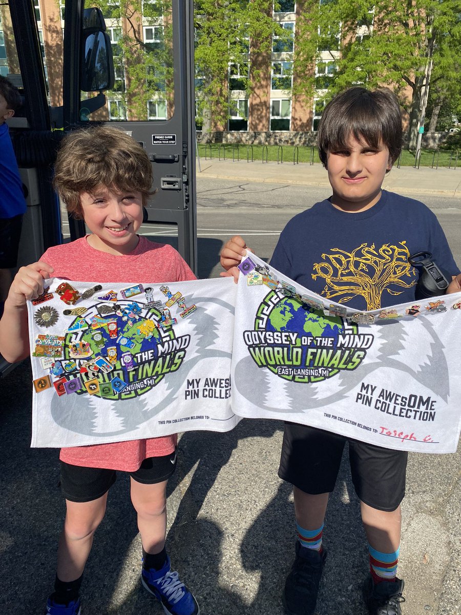 Pin trading = meeting new people + learning to negotiate + loads of smiles!  Iroquois students are making memories at the Odyssey of the Mind World Finals 💙💛💙💛 <a href="/WestIrondequoit/">West Irondequoit CSD</a> <a href="/OdysseyHQ/">Odyssey of the Mind</a> <a href="/MaryBethLenzi/">Mary Beth Lenzi</a>