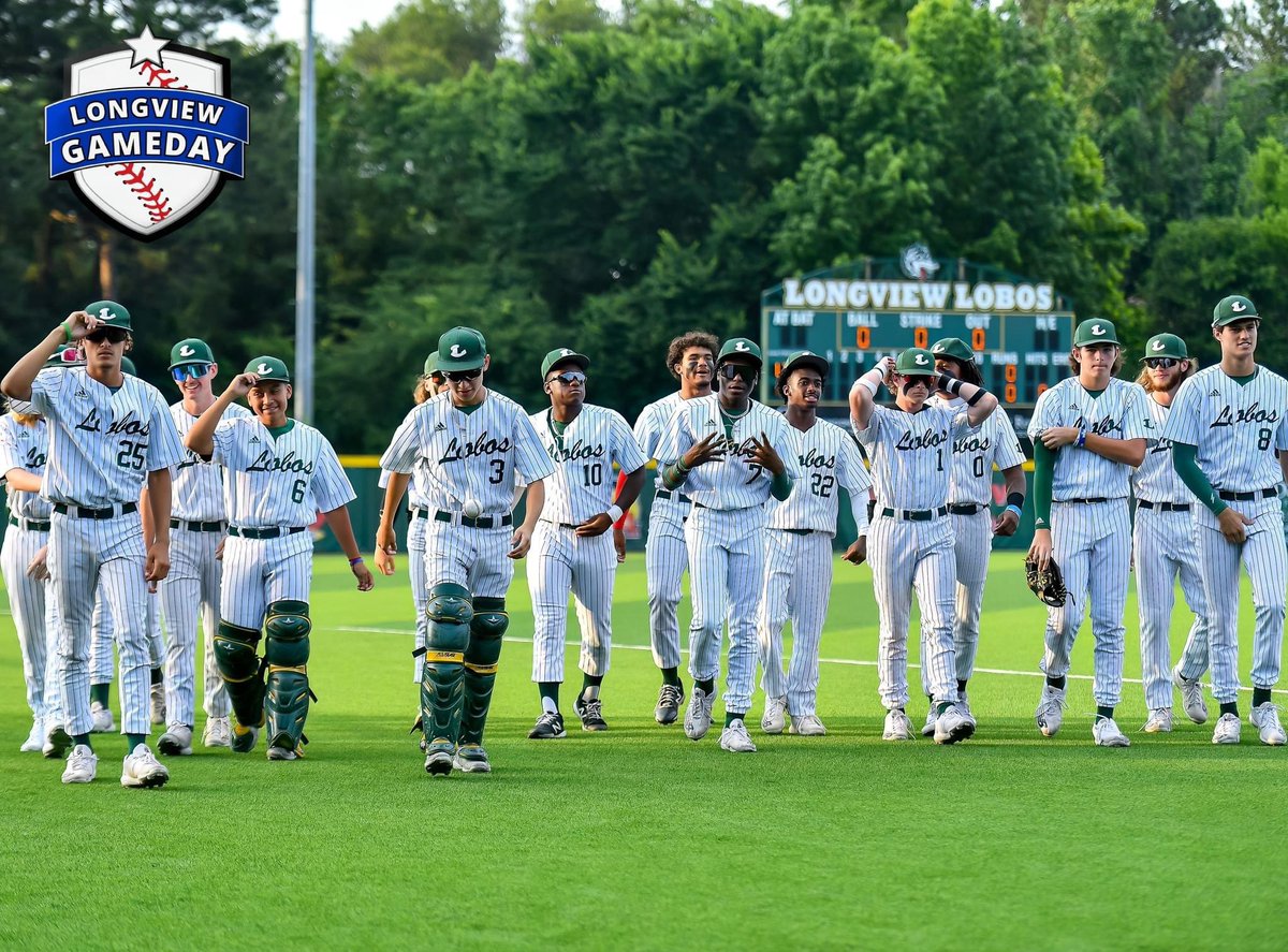 Almost go time 

Pc: <a href="/longviewgameday/">Longview Gameday</a>