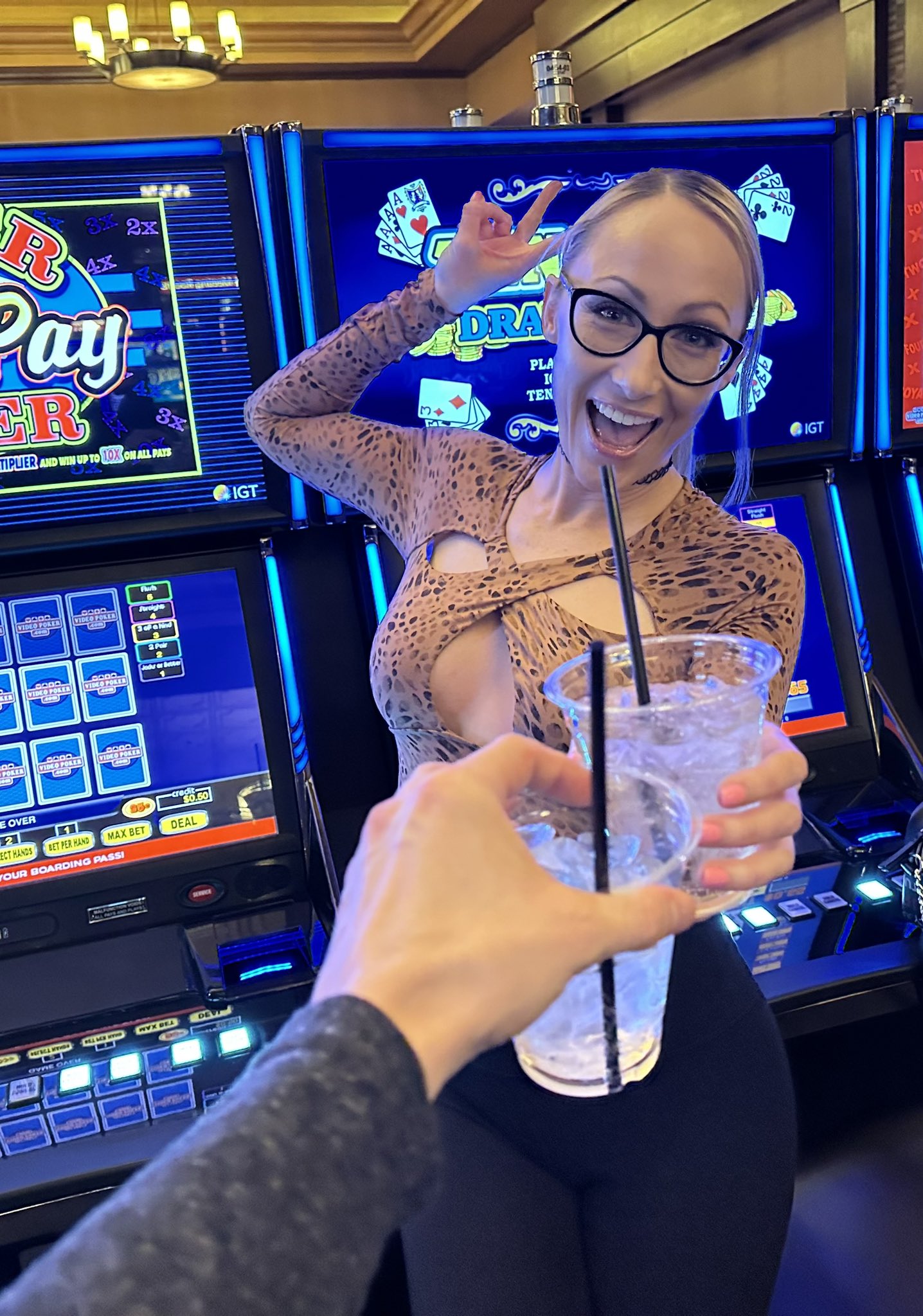 Crystal Clark on X: Brand new scene “21st Birthday is Las Vegas with my  Stepmom!” Starring @Oliver_Faze_ and I & guest star cameo by @JezabelRomo  now on my sites!! See the Free