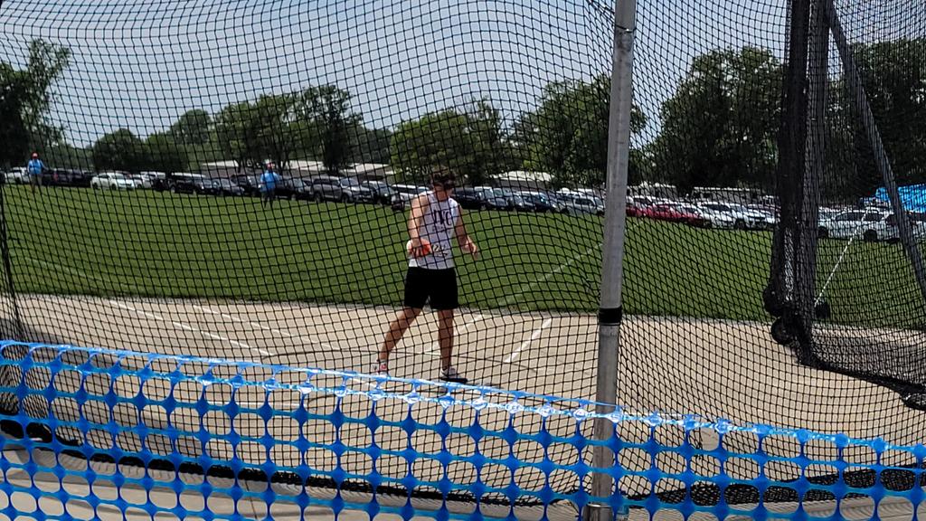 2nd in discus!! Great day kid!! 💓💪 <a href="/DavidRussell84/">David Russell</a> <a href="/Russell5858/">matt russell </a>