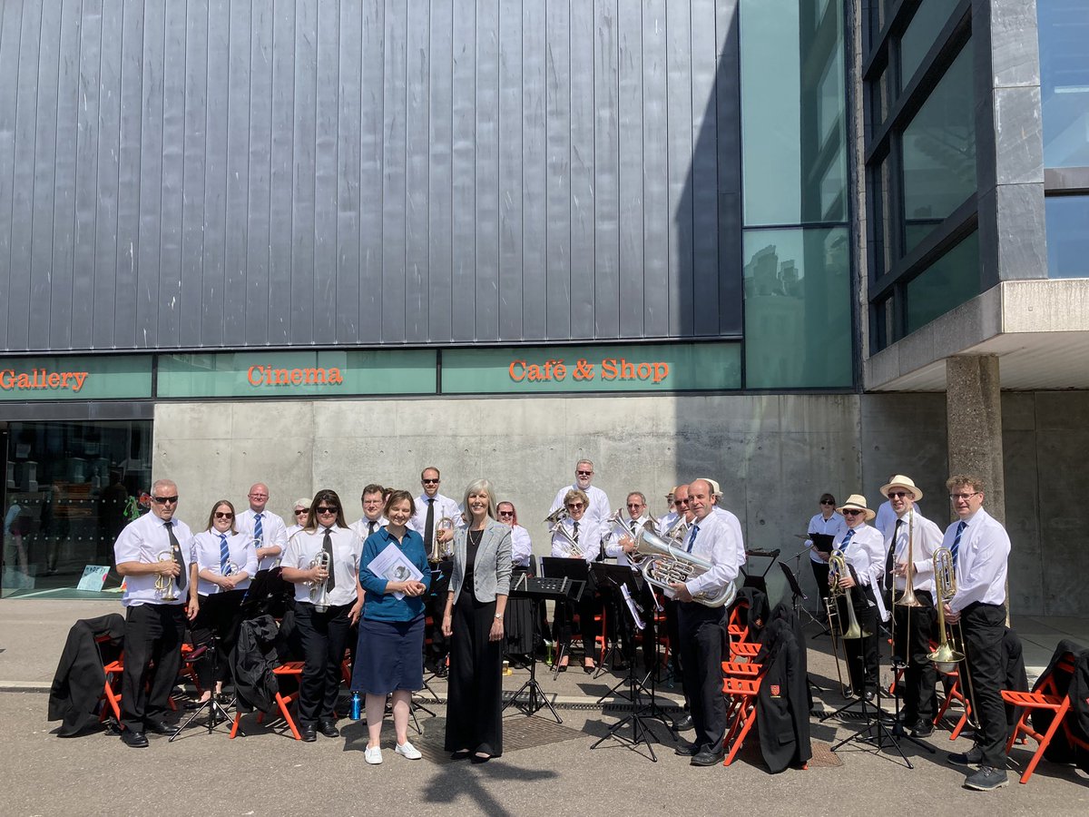 lizlanecomposer's tweet photo. Huge thanks to players from 10 SE brass bands &amp; conductor Linda Harvey playing 2 mvts #RhythmofLight 4 times today @TownerGallery #BarbaraHepworth Art &amp; Life exhibition #Towner100. Band credits next thread. Amazing audience response in glorious Eastbourne ☀️! @4barsrest @BB1887 https://t.co/jNqC43Ymgs