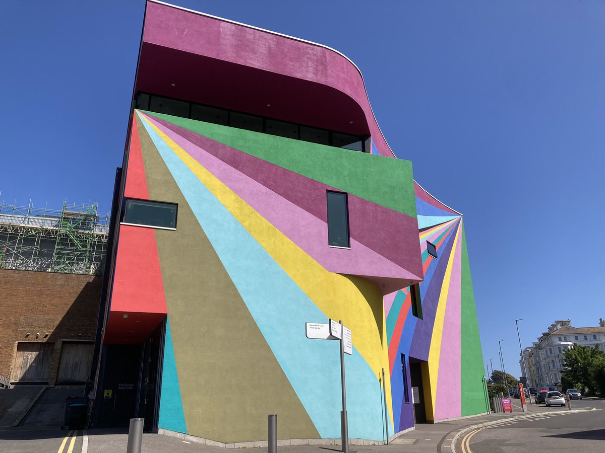 lizlanecomposer's tweet photo. Huge thanks to players from 10 SE brass bands &amp; conductor Linda Harvey playing 2 mvts #RhythmofLight 4 times today @TownerGallery #BarbaraHepworth Art &amp; Life exhibition #Towner100. Band credits next thread. Amazing audience response in glorious Eastbourne ☀️! @4barsrest @BB1887 https://t.co/jNqC43Ymgs