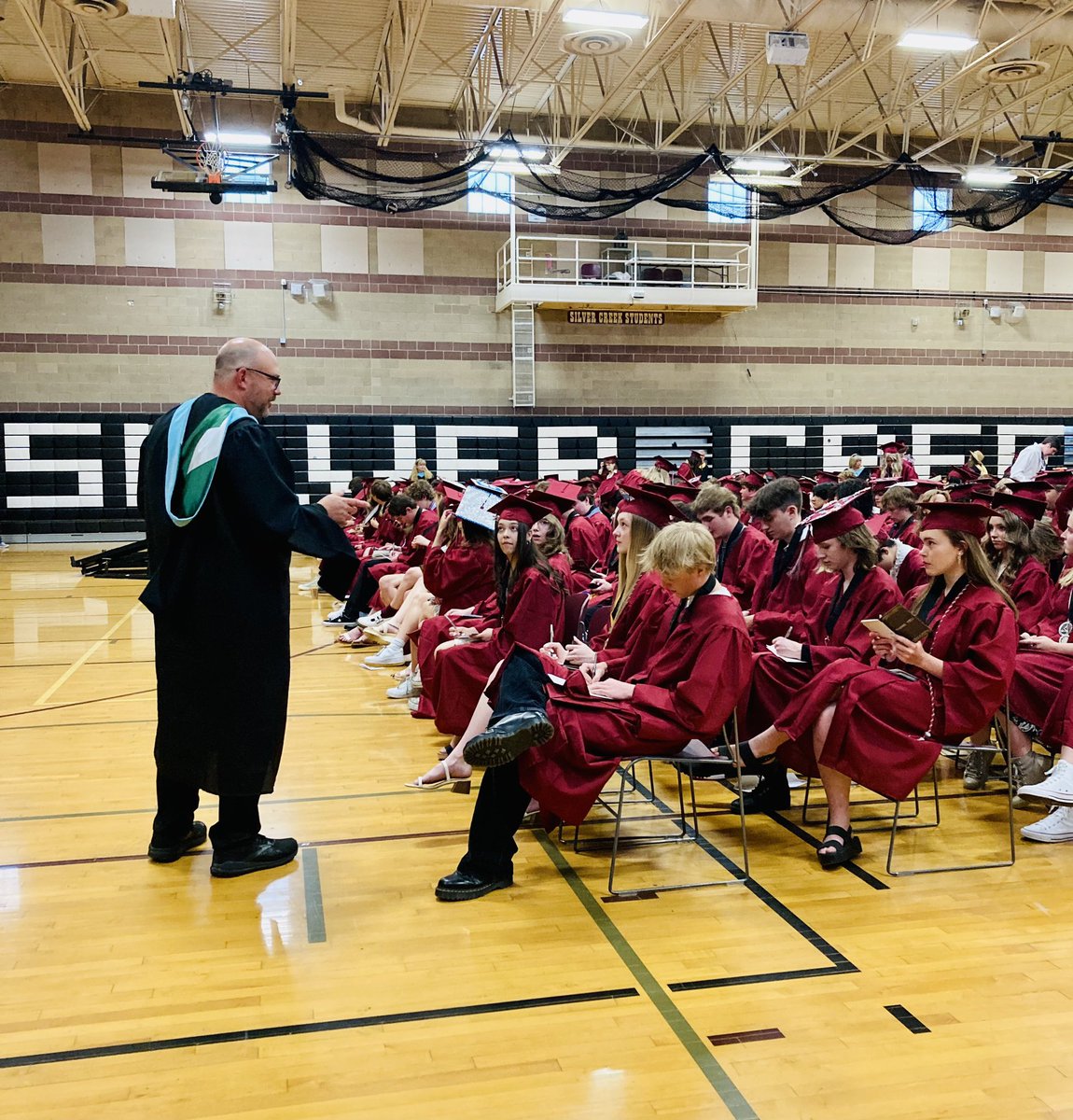 Diane Lauer tweet media