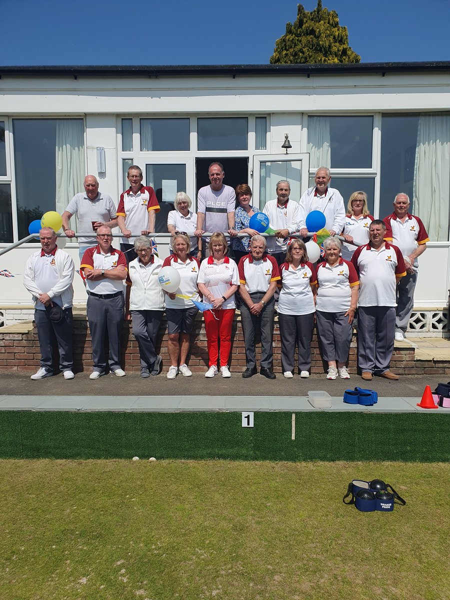 JenferMacey's tweet photo. #BBWE at Charing Bowls Club, honoured to have had a VIP visitor, @SandyHazell, who is @BowlsEngland' s Women's Manager and an International Champion. https://t.co/sZB0KUhFIp