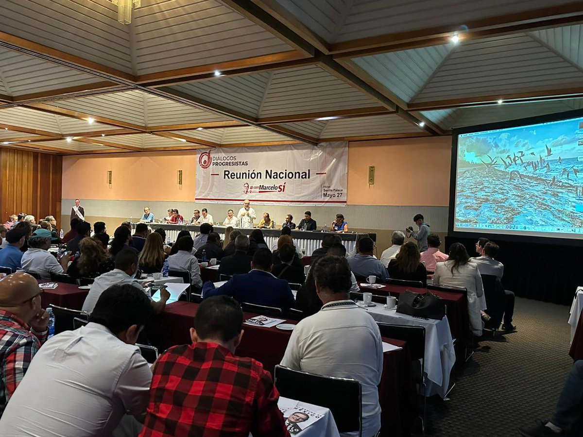 dialogospromx's tweet photo. #ConMarceloSí
¡En la Reunión Nacional de #DiálogosProgresistas! 
32 coordinadores estatales y los 300 coordinadores distritales de #DiálogosProgresistas.
Sigue la transformación para el pueblo de México, en manos de @m_ebrard.  
#PisoParejo #MarceloSí 
#MarceloEbrard2024 #4T https://t.co/8ncrrMsj7l
