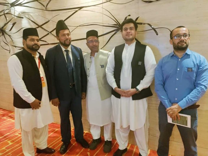 bridgegypf's tweet photo. ‘Peace Symposium’ by  #AhmadiyyaMuslimJamaat, #Chandigarh. Such initiatives around the world promotes a deeper understanding of #Islam and other faiths and seeks to inspire a concerted effort for lasting #peace

#HumanityFirst #harmony #sdgs #NoWars #youth2030 https://t.co/N5e41jcqUJ