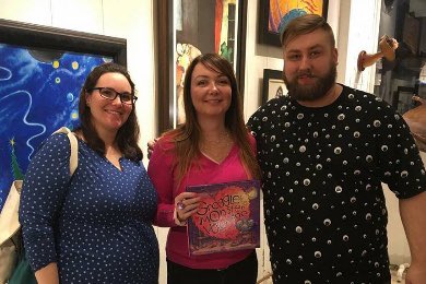 batslangley's tweet photo. Also love this picture of @nfrail17, author @DianaMWrites and me at our release party of GROOGLE at the @AFANYC. 💖💖💖💖 #kidlit #kidlitart #books https://t.co/CmbKMBtu5h