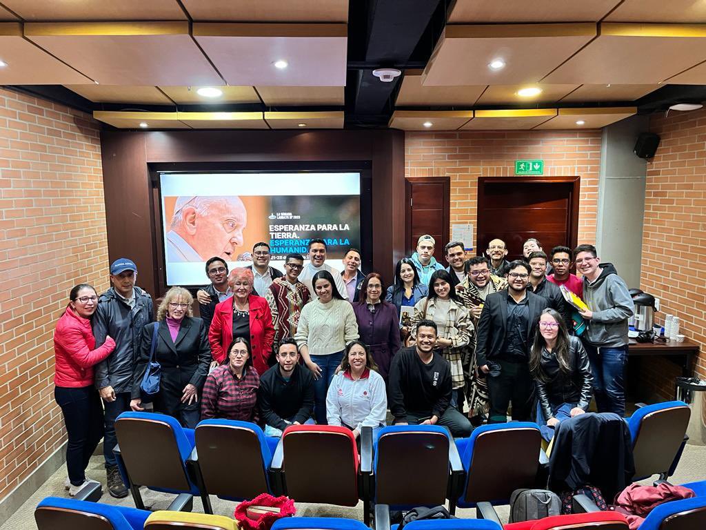 CRGHPSI's tweet image. ¡Feliz clausura de la Semana Laudato si’! 

En la imagen, nuestro encuentro de ayer en UNIMINUTO, para trabajar en red con @pastoralsocialc @RepamColombia @MovLaudatoSi @episcopadocol @UNIMINUTOCOL en cuidado de la casa común