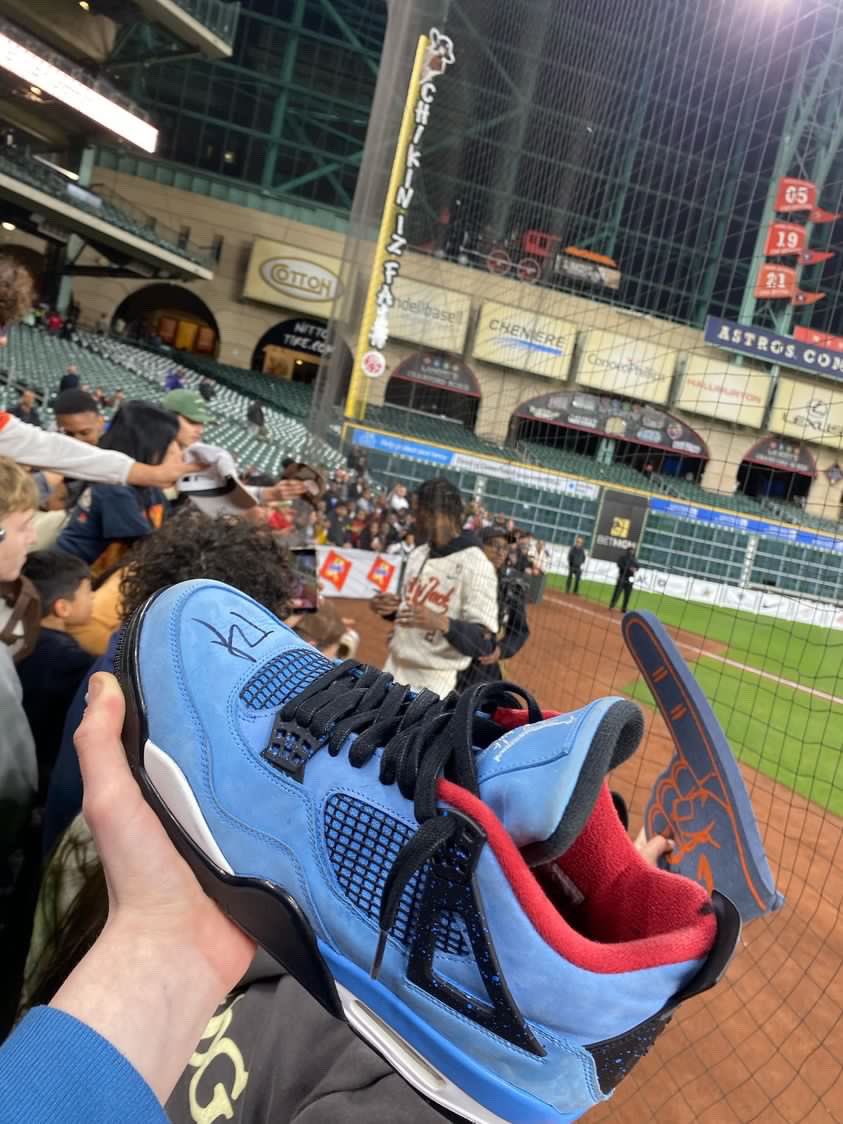 Jordan 4 travis scott on feet sales