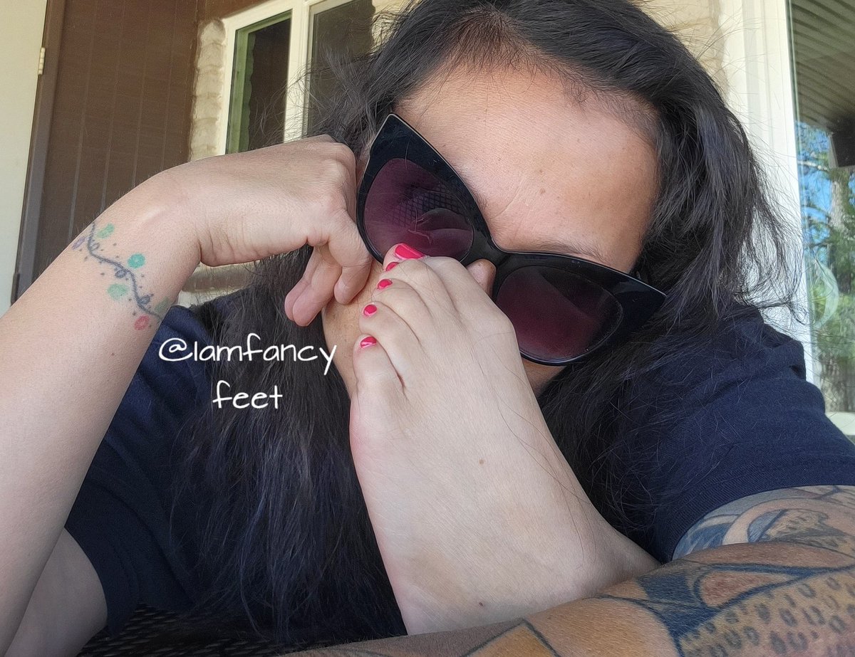 Wouldn't you like to know what they smell like #feet #feetfetish #soleworship #toes #feetpics #footlove