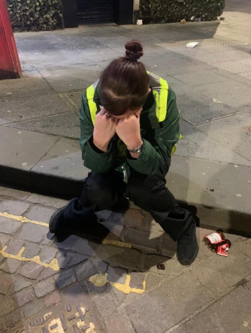 Absolutely disgusting scenes coming out of the trongate tonight. Celtic fans throwing bottles, pishing on street and swearing about tom miller. Volunteers on street to try help but left in tears. Disgusting club!! @HumzaYousaf