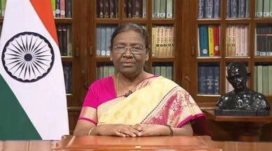 rajuparulekar's tweet photo. ये आयेंगे                                  ये नही https://t.co/vnra06pIYp