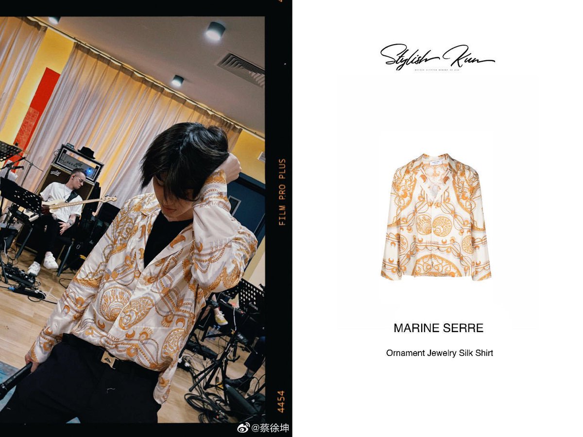 Oneurlover's tweet photo. Topic : What is KUN wearing today?
 In the rehearsals for concert  in #MACAU 

Shirt: #MarineSerre 
Belt : #PRADA 

Cre: @ Stylish_KUN 

#CaiXukun 
#PradaxKun 
#KUN2023WorldTour
#CaiXukunConcertMacau https://t.co/ed3M2s1Ndb
