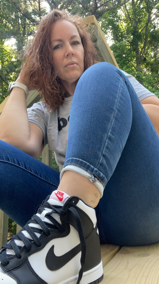 Summerpeach80's tweet photo. Well, the Lord has brought me to see year 43. It’s been one hell of a year and blessed regardless of everything I’ve been through. 

Here’s to Him making year 43 my best one yet. Thank you for all the birthday wishes, support and love. 🫶🏻 #Gemini #birthdaygirl 🎈🎂 https://t.co/cdmWlRrbHn