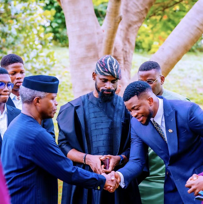 Toluwalase Eniola tweet media