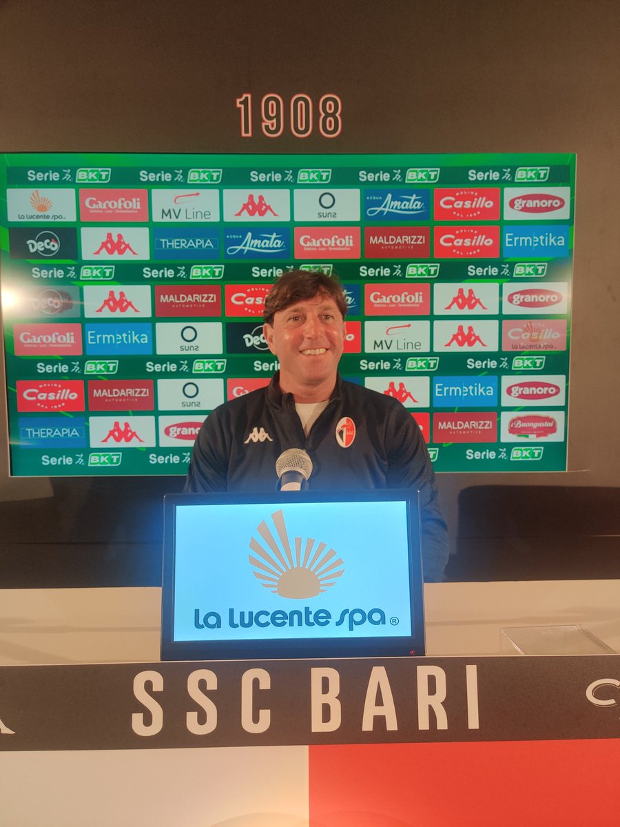 Clad_Mele's tweet photo. Verso #SudtirolBari, parla #Mignani: "Siamo pronti, ora si azzera tutto. #Bari e #Sudtirol hanno meritato la semifinale, un vantaggio giocare in 180'".
#Ceter e #Pucino out, ma il terzino recupera x il 2. Qualche dubbio sulle condizioni di #Maiello e Folo, ma dovrebbero esserci https://t.co/b17I0C2lZq