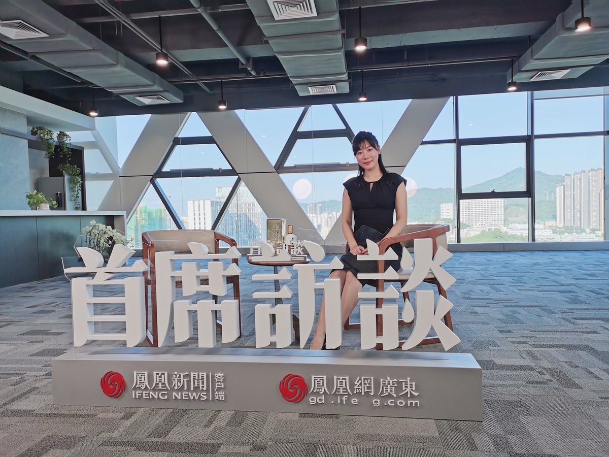 kannrin's tweet photo. Phoenix中国経���者番組の収録でした💪
今回は深圳ドローン協会会長との対談。
ドローンといえば、世界的有名なのがDJI（大疆无人机）さんですね。
#中国
#ドローン
#グローバルドローン大会 https://t.co/tgdkBeoWAL
