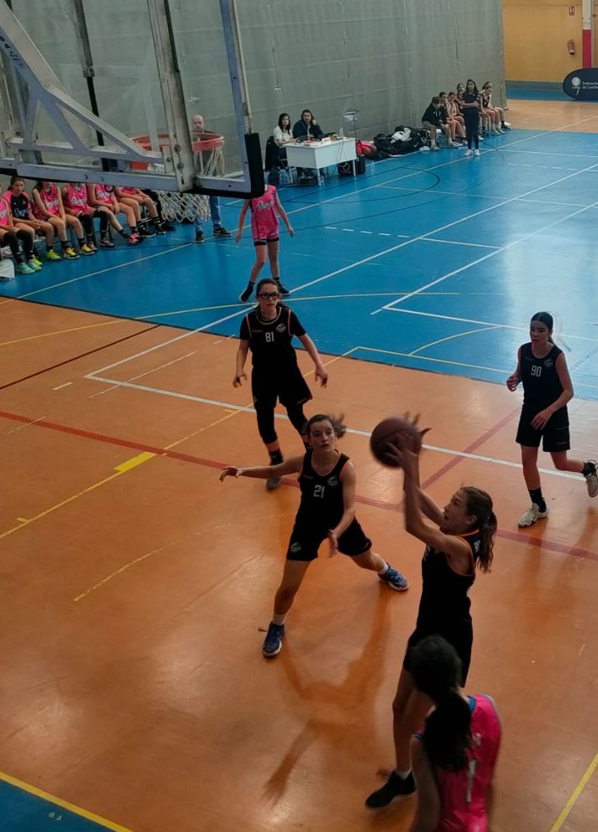 FBCyL's tweet photo. Hoy, en Burgos, llega a su fin la Competición #Preinfantil Autonómica Femenina. Última jornada por concentración para dirimir campeones de “Copa” y de “Liga” https://t.co/z1Ofx2wIi3