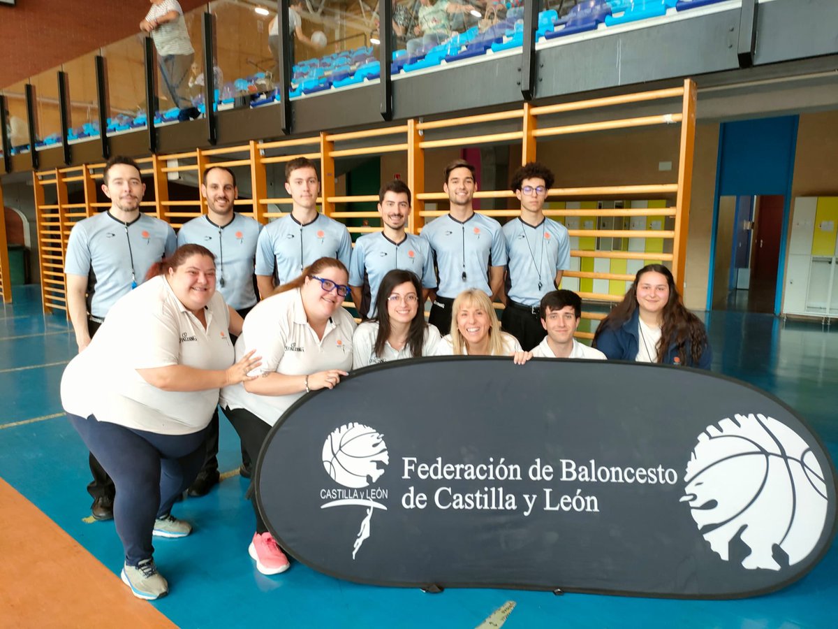 FBCyL's tweet photo. Hoy, en Burgos, llega a su fin la Competición #Preinfantil Autonómica Femenina. Última jornada por concentración para dirimir campeones de “Copa” y de “Liga” https://t.co/z1Ofx2wIi3