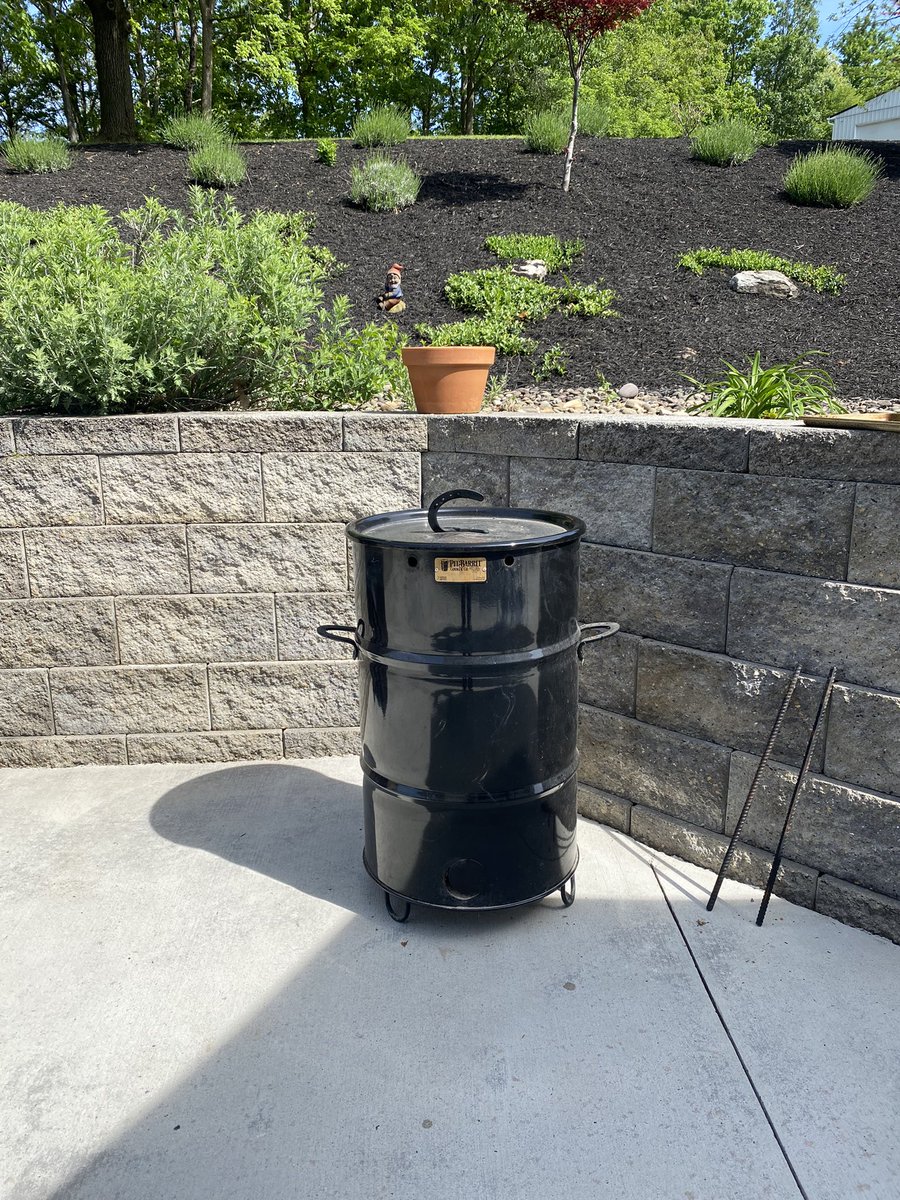 a_snare's tweet photo. @PitBarrelCooker who wants the smoke ! #memorialdayweekend23 https://t.co/N3yzeBjnBl