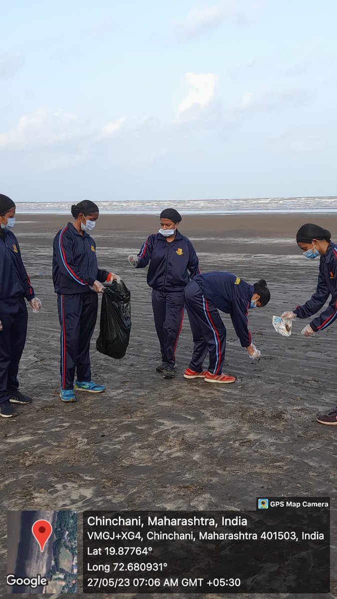 UnityMaximum's tweet photo. 5 Mah Girls Bn NCC conducted Puneet Sagar Abhiyan at Chinchani Beach . Total 50 cadets participeted. https://t.co/es23qbFd2F