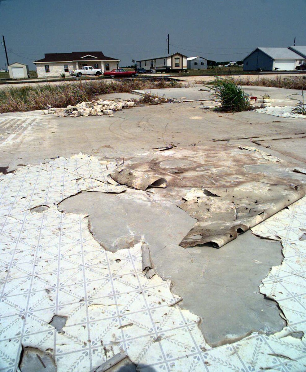 This day in 1997, 27 people lost their lives to an F-5 Tornado in Jarrell,  TX. This horror of a storm made the bodies mangled & undistinguishable,  apparently making it hard to