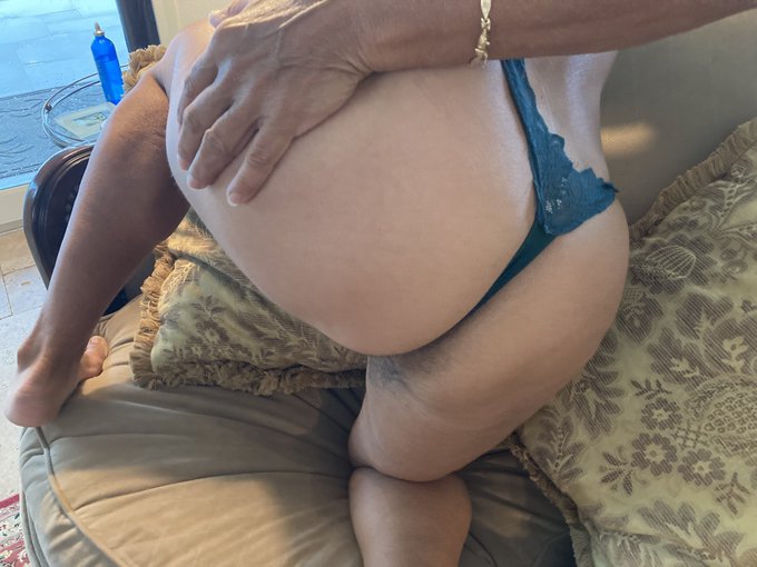 Cum filled panties! Sold! https://t.co/fZRWG6dAqn