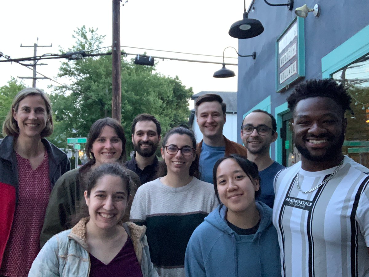 LabPetry's tweet image. Farewell dinner with@LabPetry: Our two senior thesis students Haley Tran and Mike Ruttlen received straight A's - congrats! We wish Haley and Mike well in their next career stage and are awaiting Mike's #NFLDraft next year!!! &lt;= 🏈 &amp;🧪 !!!