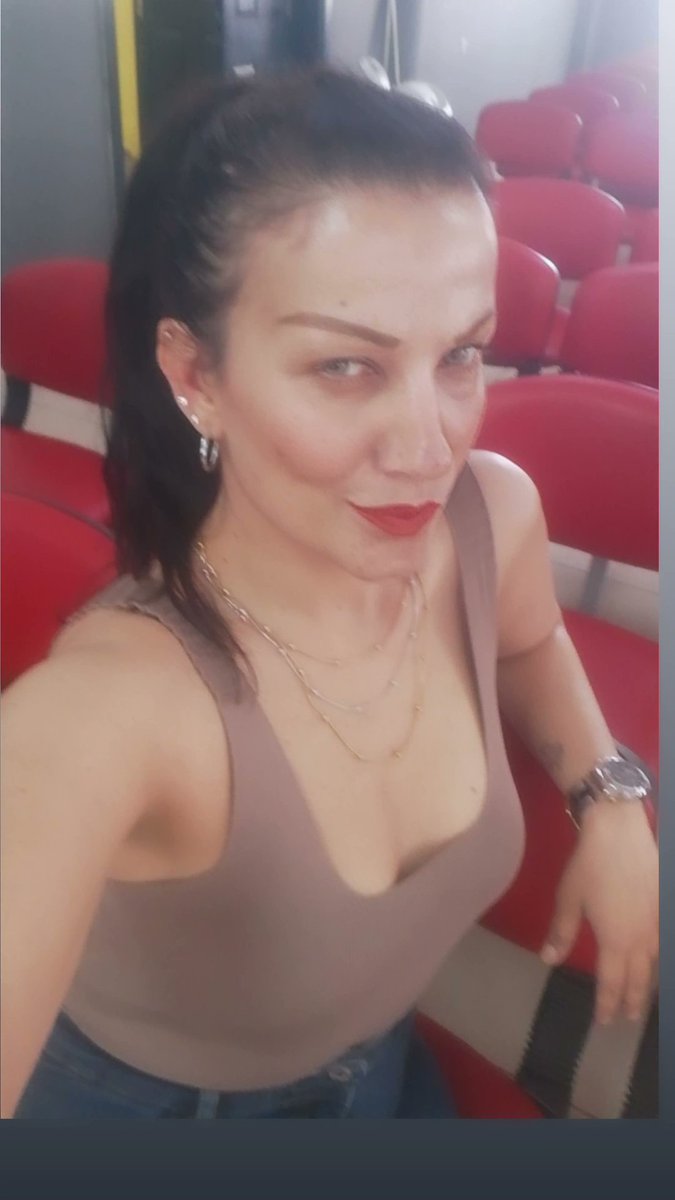 Selin Ekici (@selinekici) on Twitter photo 