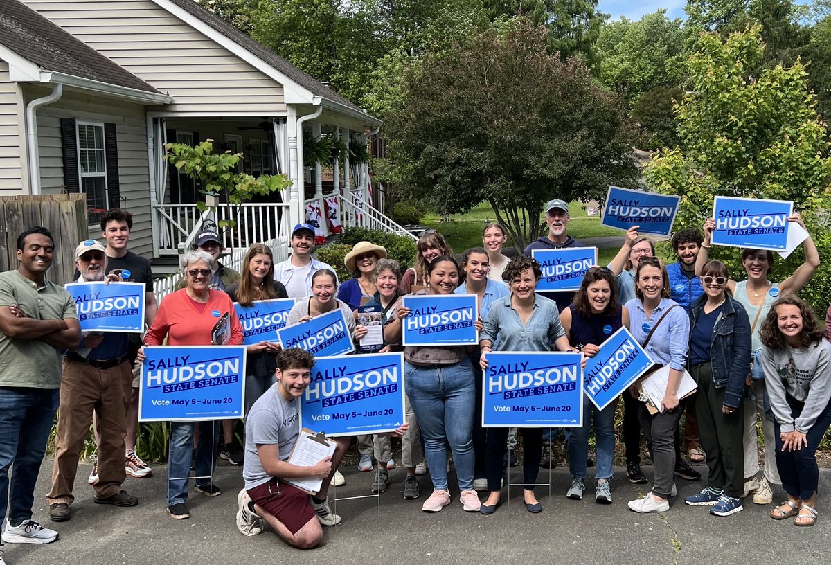 Sally Hudson tweet media