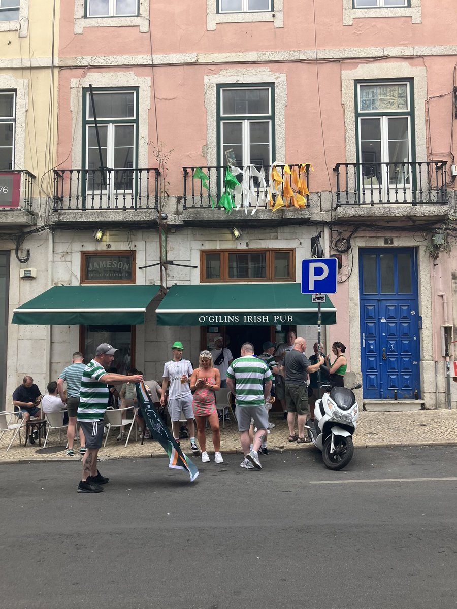 paultic73's tweet photo. @celticbars thanks for the info
great bar 👍👍 https://t.co/ffvQwczhjM