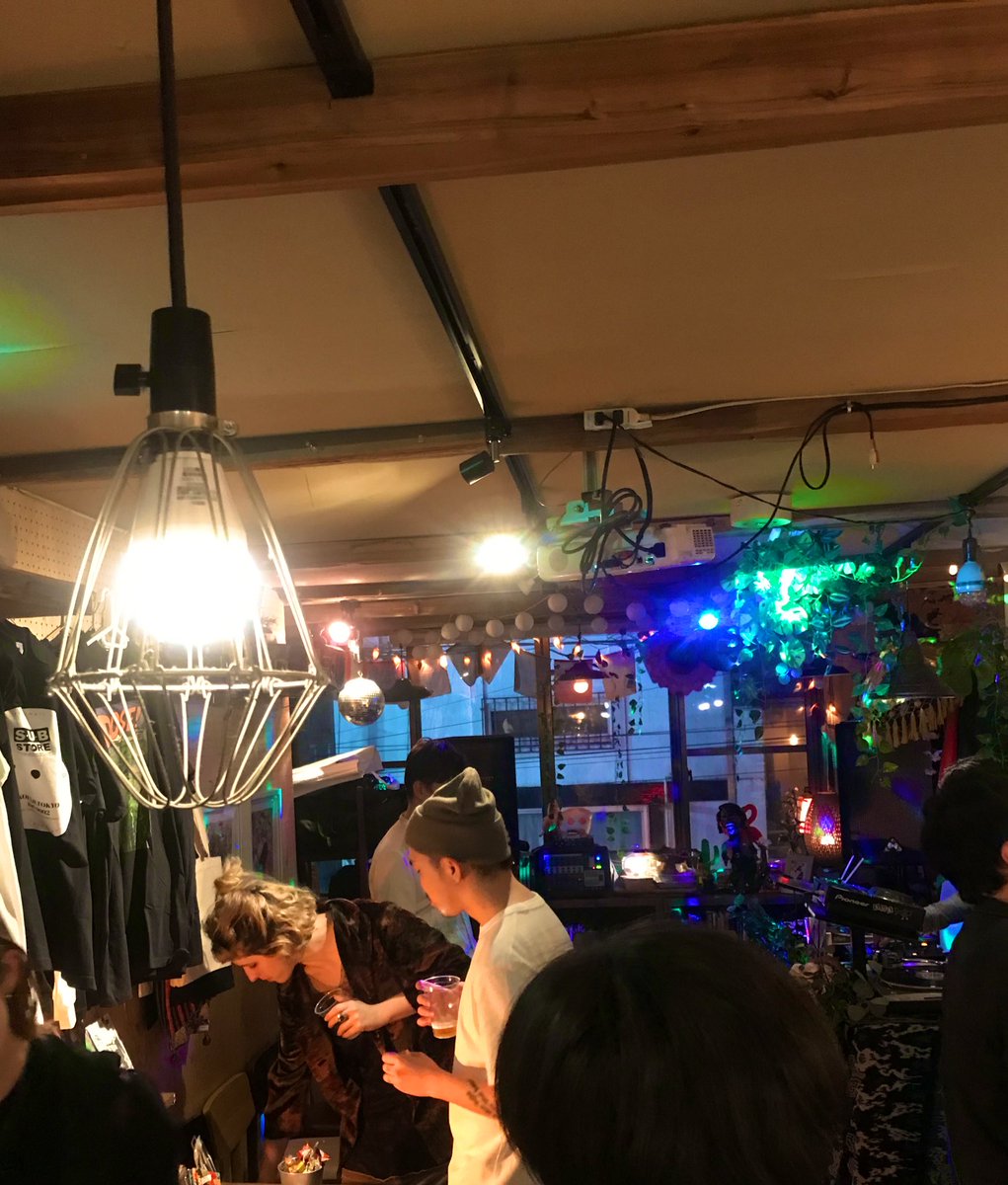 icioks's tweet photo. はー楽しかったし美味しかった✨✨
#INDIECAMP
#SUBSTORE https://t.co/WhvvJrjYrg