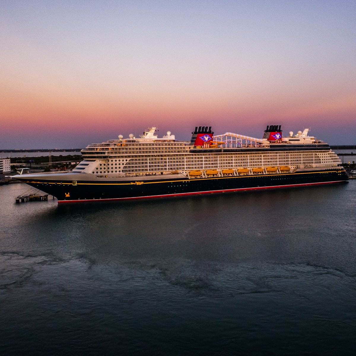@DisneyCruise , Disney Wish docked starboard side at CT-8 located in Port Canaveral FL during sunrise. 🌞#disneycruiseline #disneywish