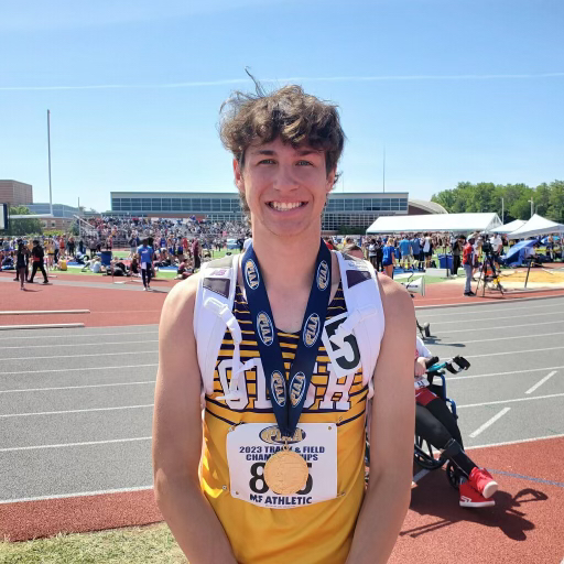 OLSH_HighSchool's tweet image. Antonio Votour is a STATE CHAMPION in the 110 Hurdles! His time of 14.28 seconds is a new personal record. Congratulations, Antonio! 🏅💜💛